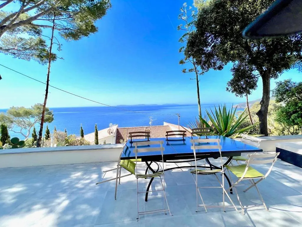 Magnifique Villa Neuve Vue Mer Cavalaire-sur-Mer 0*,  France